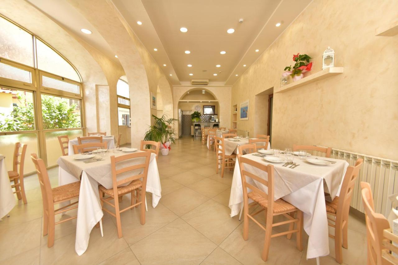 Albergo Atlantic イスキア島 エクステリア 写真