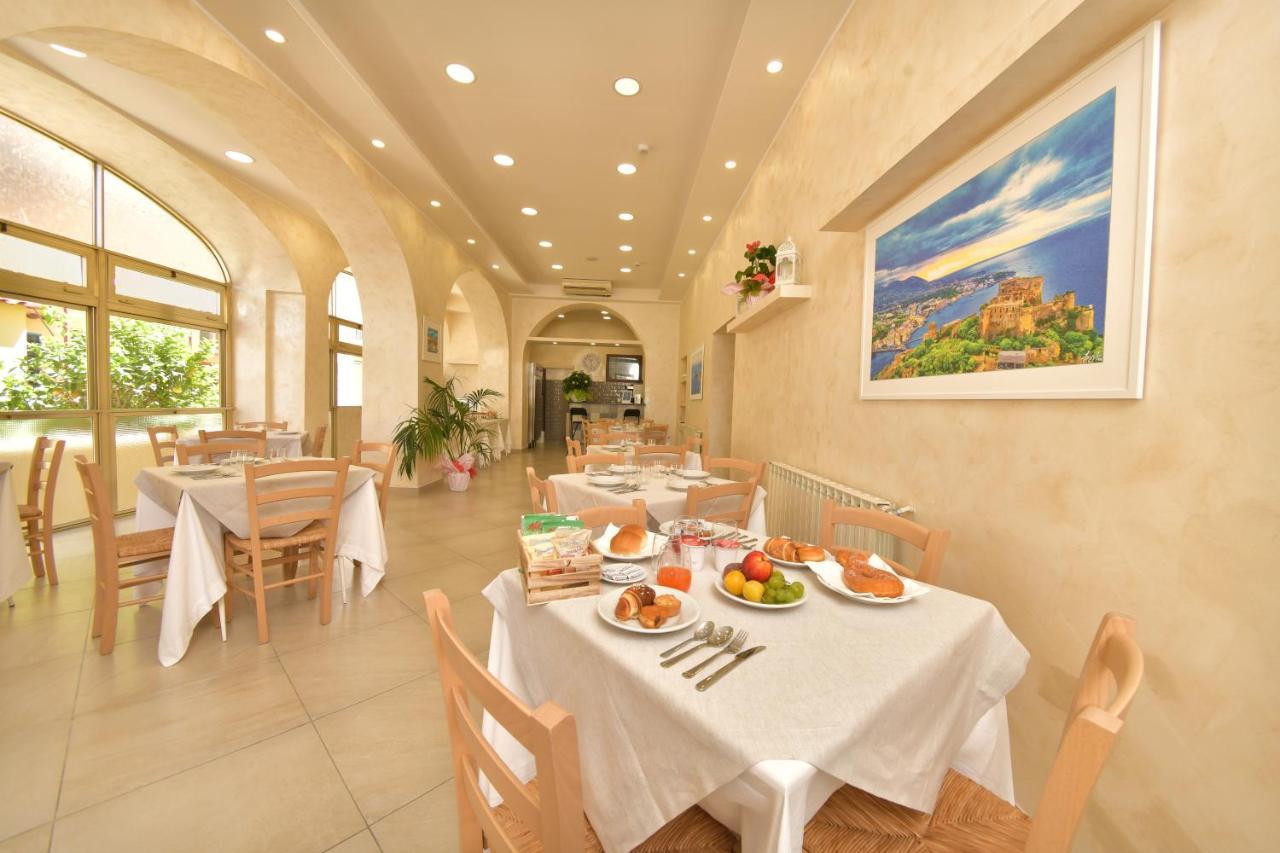 Albergo Atlantic イスキア島 エクステリア 写真