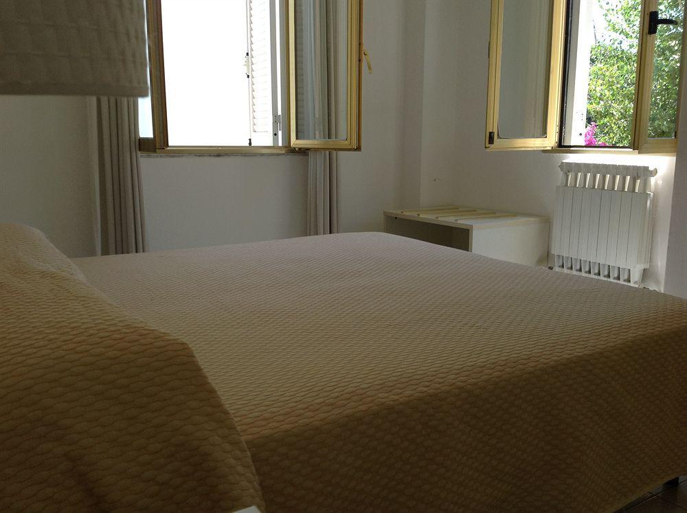 Albergo Atlantic イスキア島 エクステリア 写真