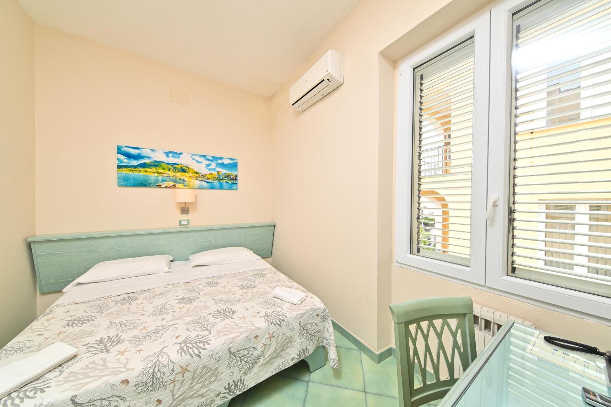 Albergo Atlantic イスキア島 エクステリア 写真